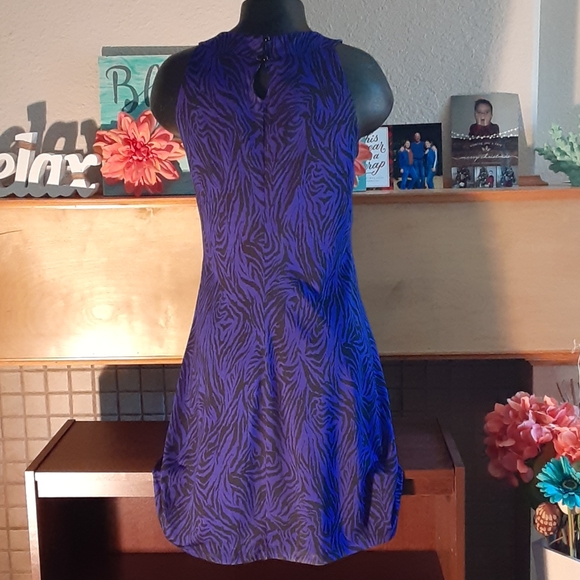 Perseption Concept Cocktail Dress - Picture 4 of 6